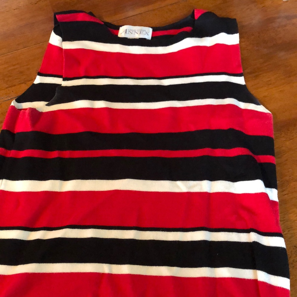 Sleeveless top